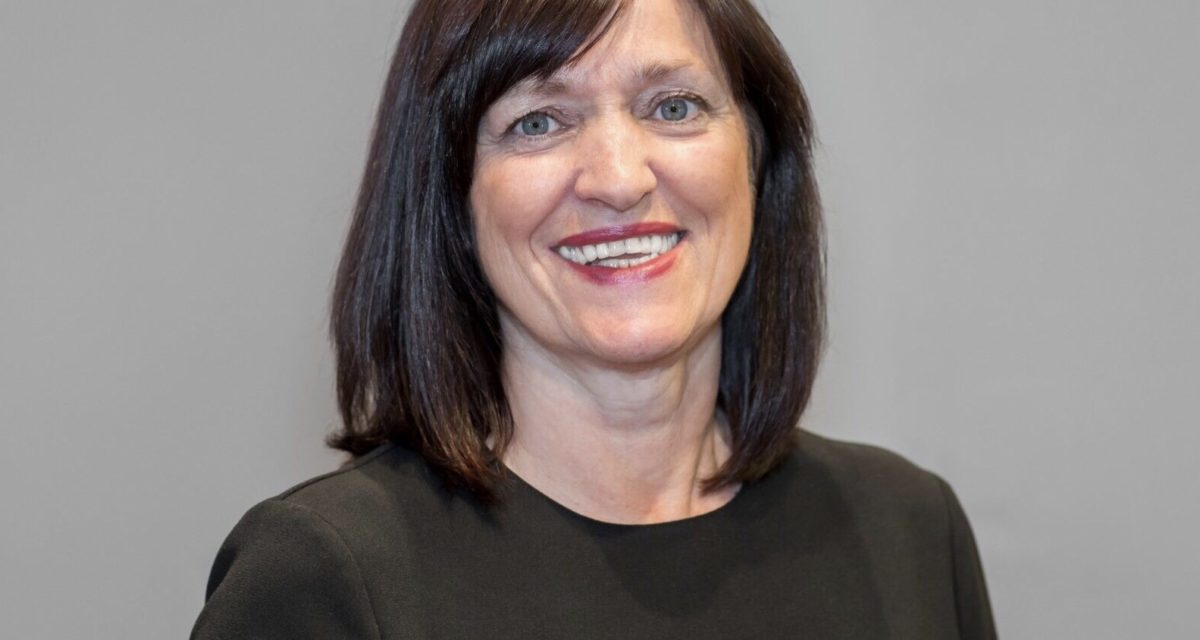 Fra full brems til full salong ut juni